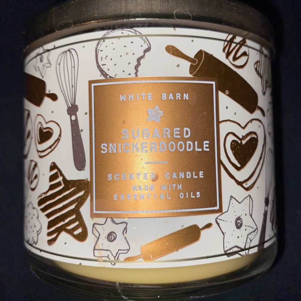 White Barn / Bath and Body Works Candle